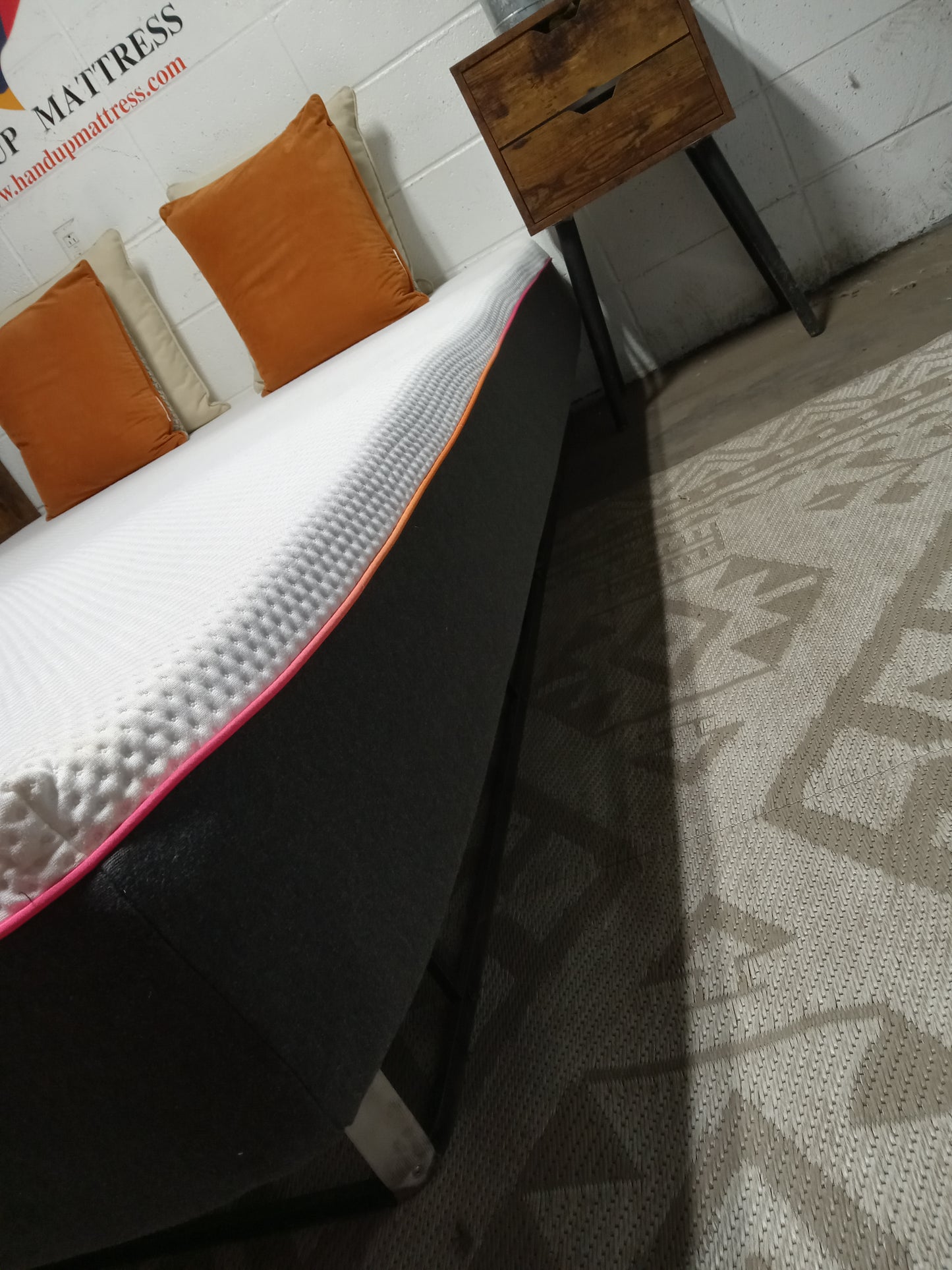 Tula | Liv | 8" Queen Mattress