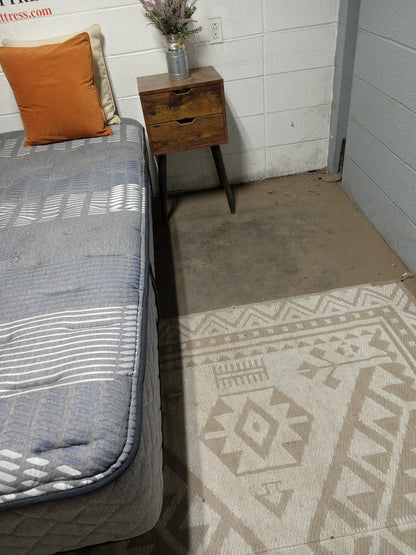 Sealy | Palatial Crest | 13" Queen Mattress