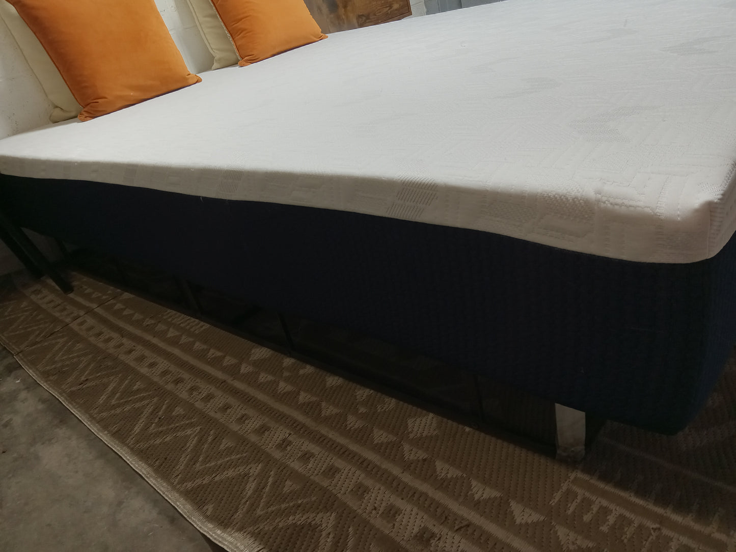 Unbranded | Memory Foam | 10" Queen Mattress