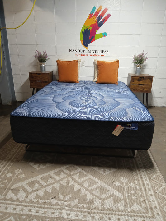 Serta | Perfect Sleeper Hybrid | 13" Queen Mattress