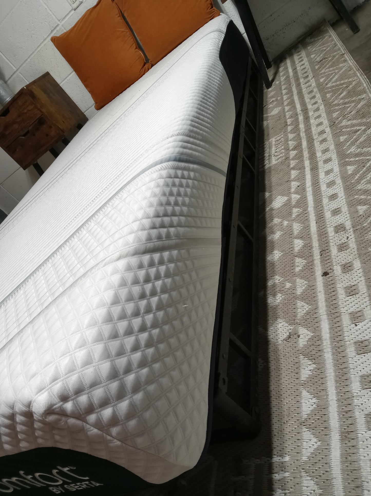 Serta | iComfort Memory Foam | 10" Twin Xl Mattress