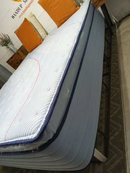 Sealy | Plus Ellie Lane Medium Pillowtop | 13" Queen Mattress