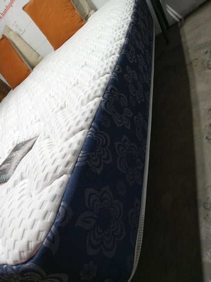 Pranasleep | Natural Collection | Thoreau Firm | 11" King Mattress