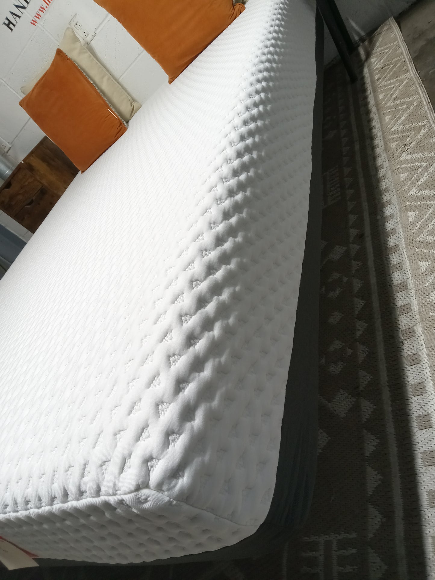 Bob-O-Pedic | Prize Hybrid | 9" Queen Mattress
