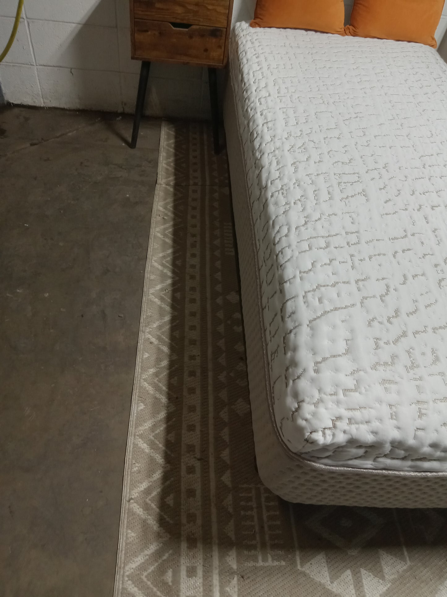 Enchant | Ultra Plush | 16" Mattress