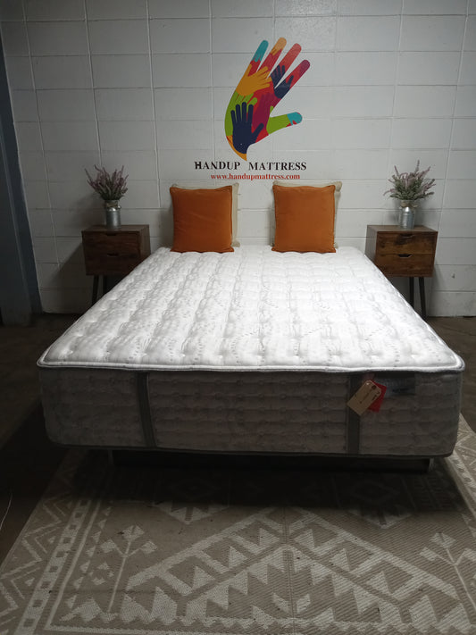 Bob-O-Pedic | Distinction Hybrid | 13" Queen Mattress