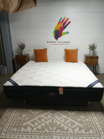 Dreamcloud | Classic Hybrid | 12'' King  Mattress