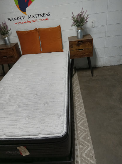 Beautyrest | Silver BRS900 Plush  | 14" Twin