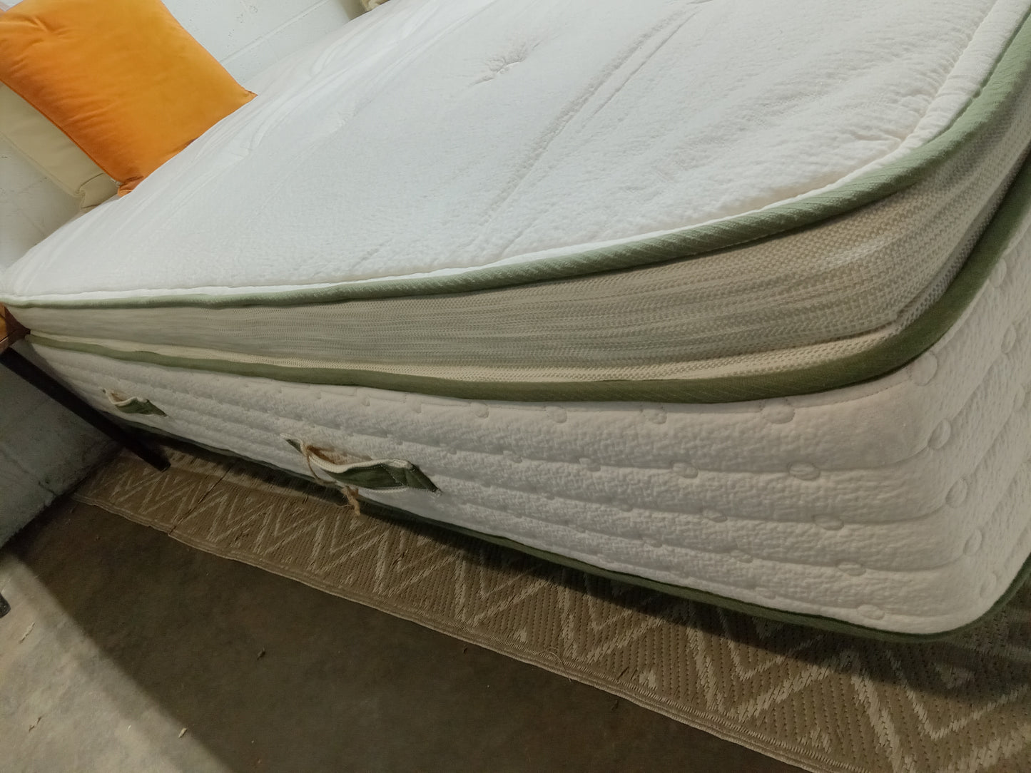 Avocado | Green Plush | 13" King Mattress