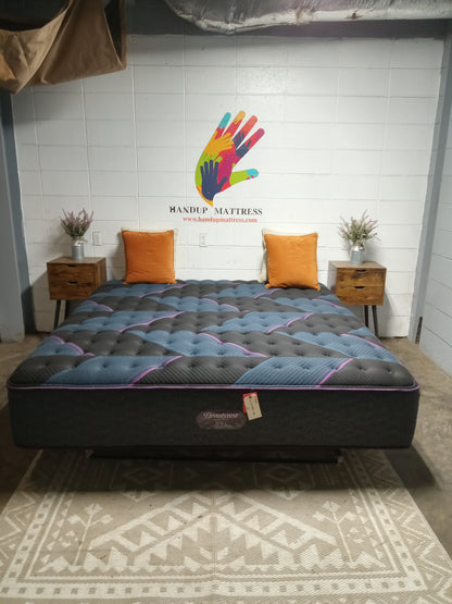 Beautyrest | World Class Level 3 Medium | 13" King Mattress