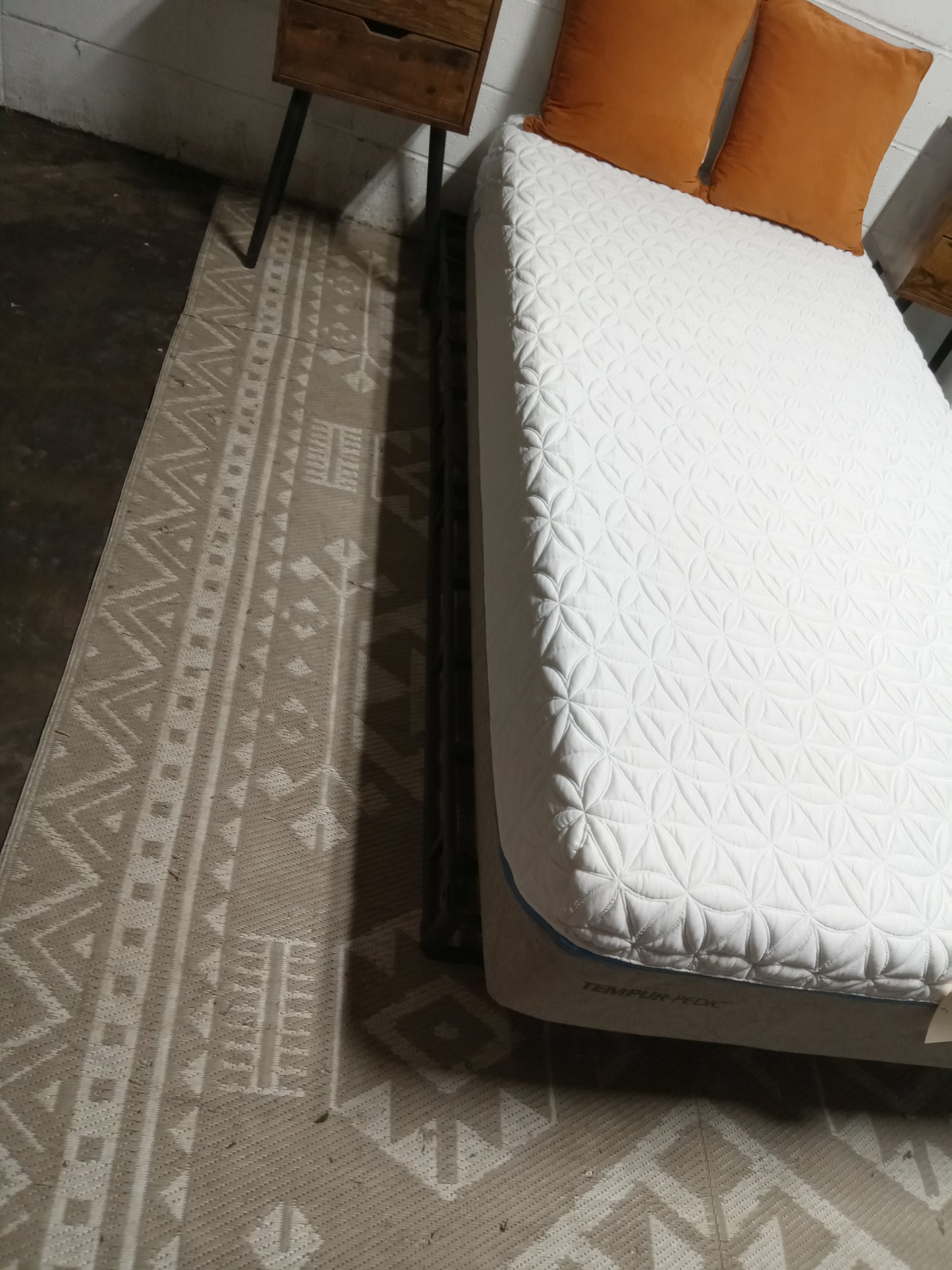 Tempur-Pedic | Tempur Cloud Supreme | 11" Twin XL  Mattress