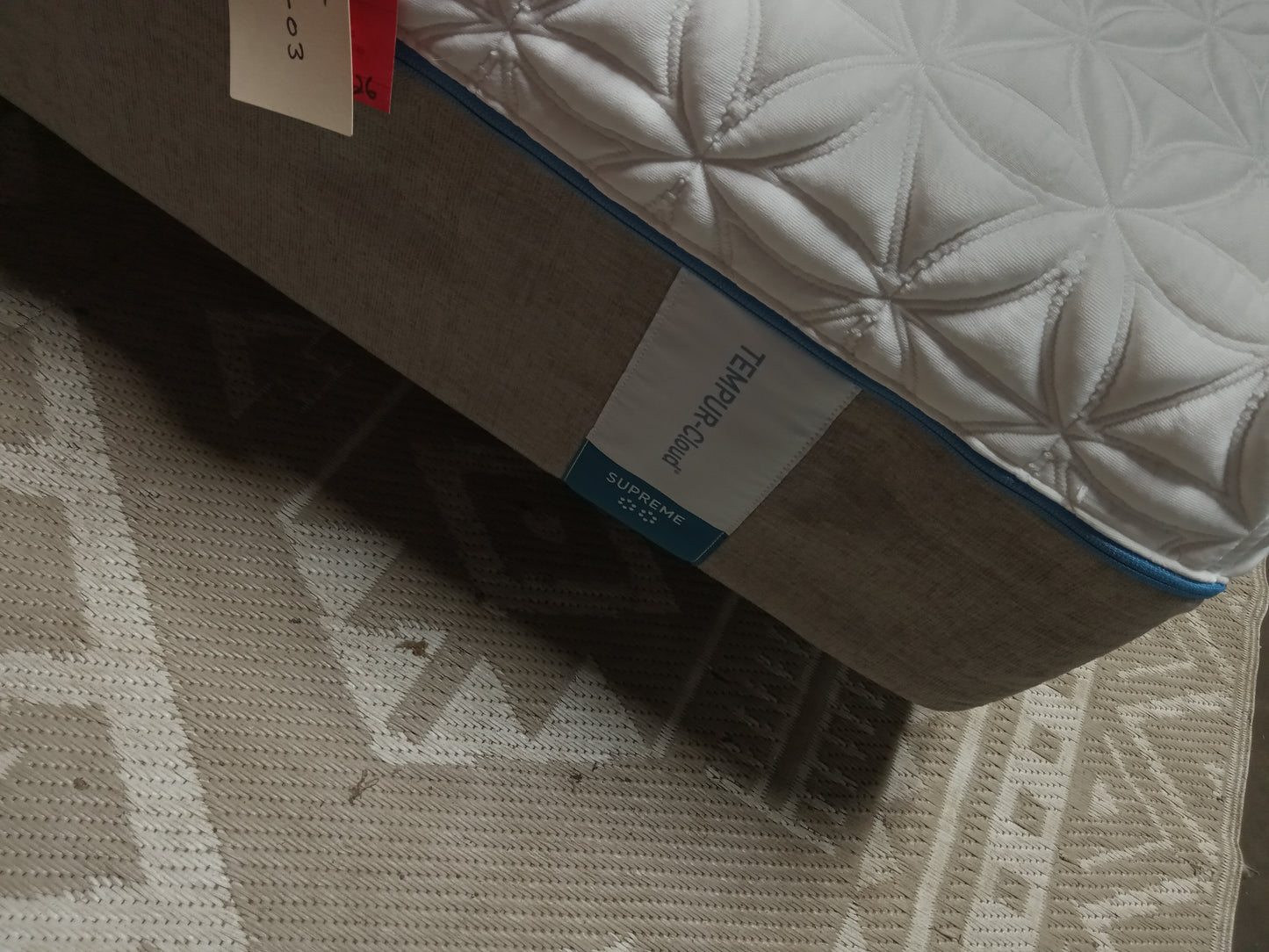 Tempur-Pedic | Tempur Cloud Supreme | 11" Twin XL  Mattress