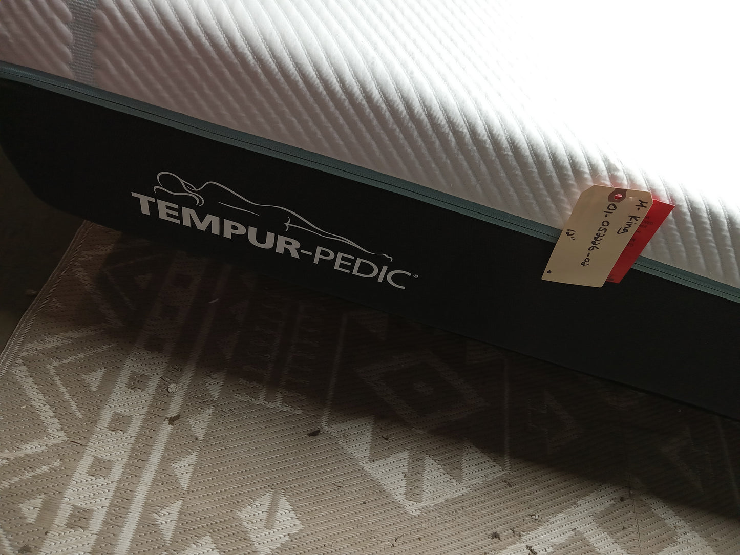 Tempur-Pedic | Pro Adapt Medium | 12" Mattress
