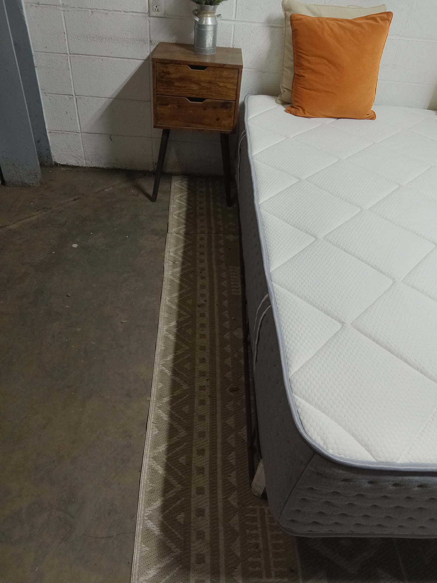 Lull | The Luxe Hybrid Mattress | 13" Queen Mattress