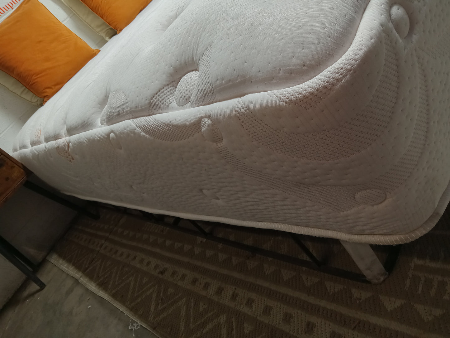 Pranasleep | Karma  Elite Hybrid Plush | 12" Queen Mattress