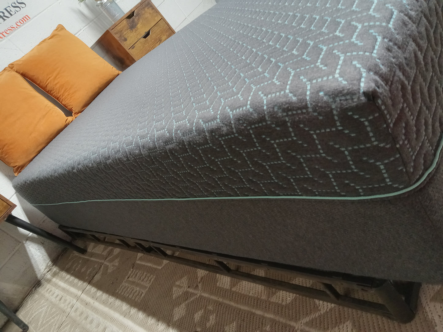 Tuft & Needle | Mint Hybrid | 14" Twin XL