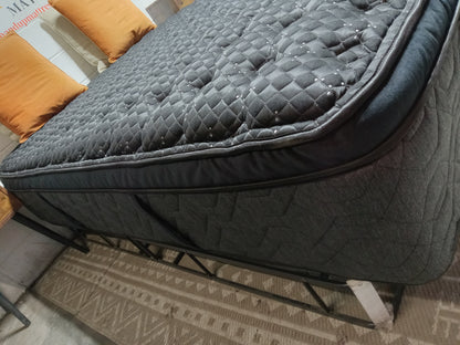 Beautyrest | Black Series 4 Medium Pillow Top | 14" Queen Mattress