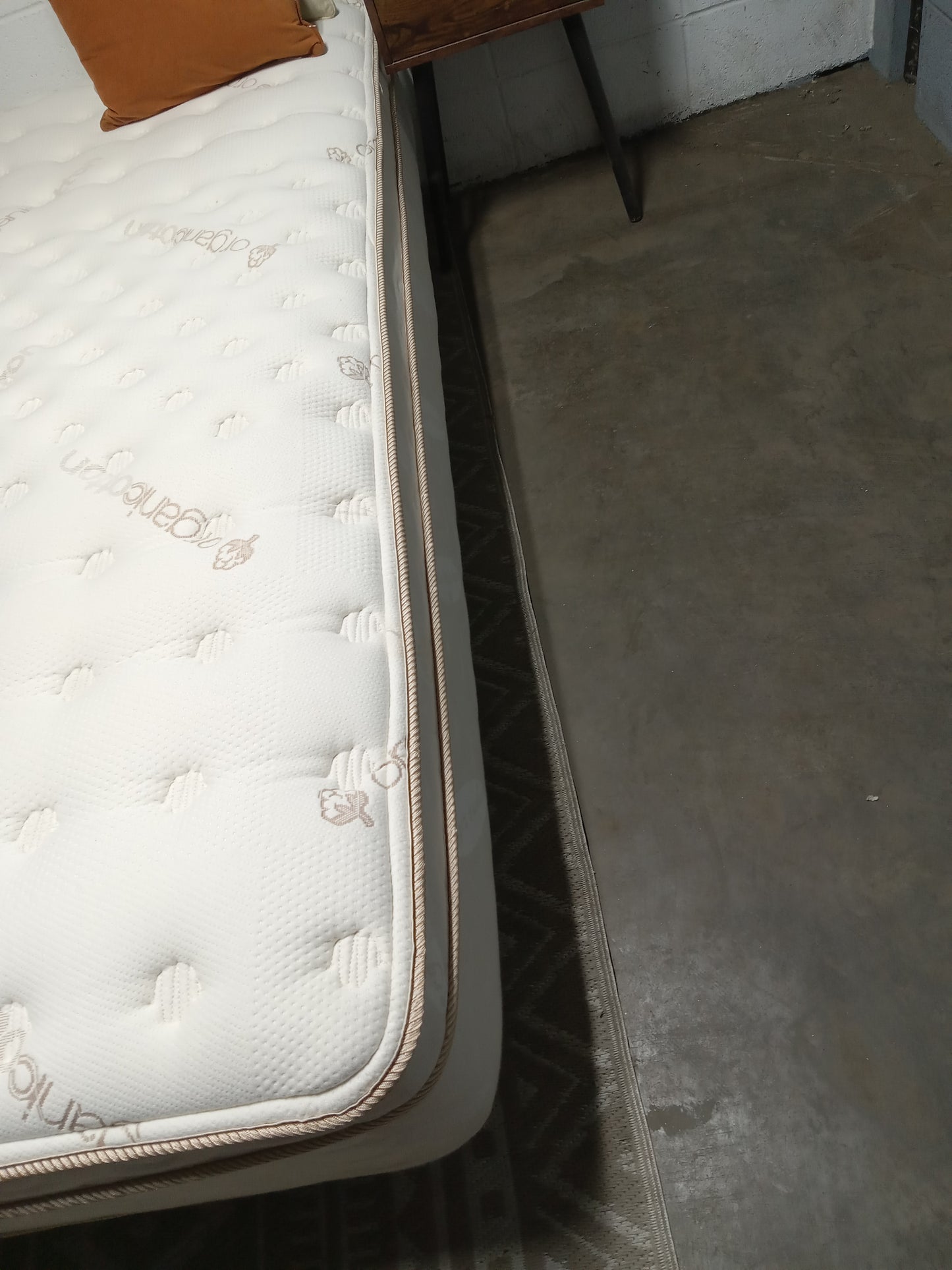 Saatva | Luxury Mattress | 11" Queen Mattress