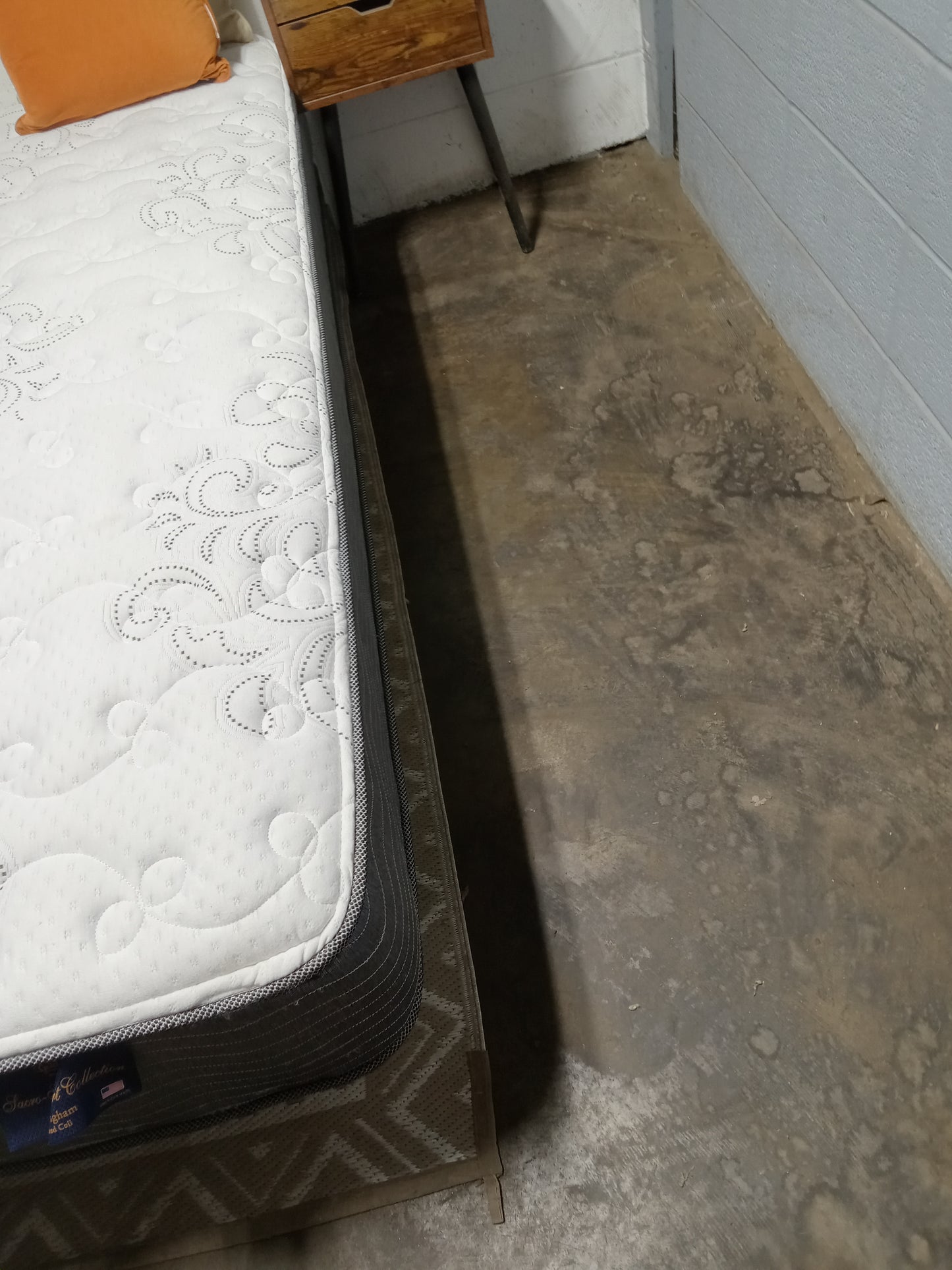 Gold Bond | Buckingham | 12" King Mattress
