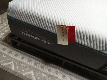 Tempur-Pedic | Pro Adapt Medium | 12" Mattress