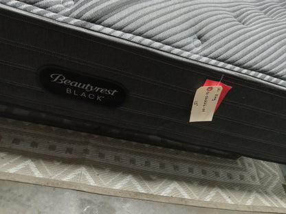Beautyrest | Black L Class | 13" King Mattress