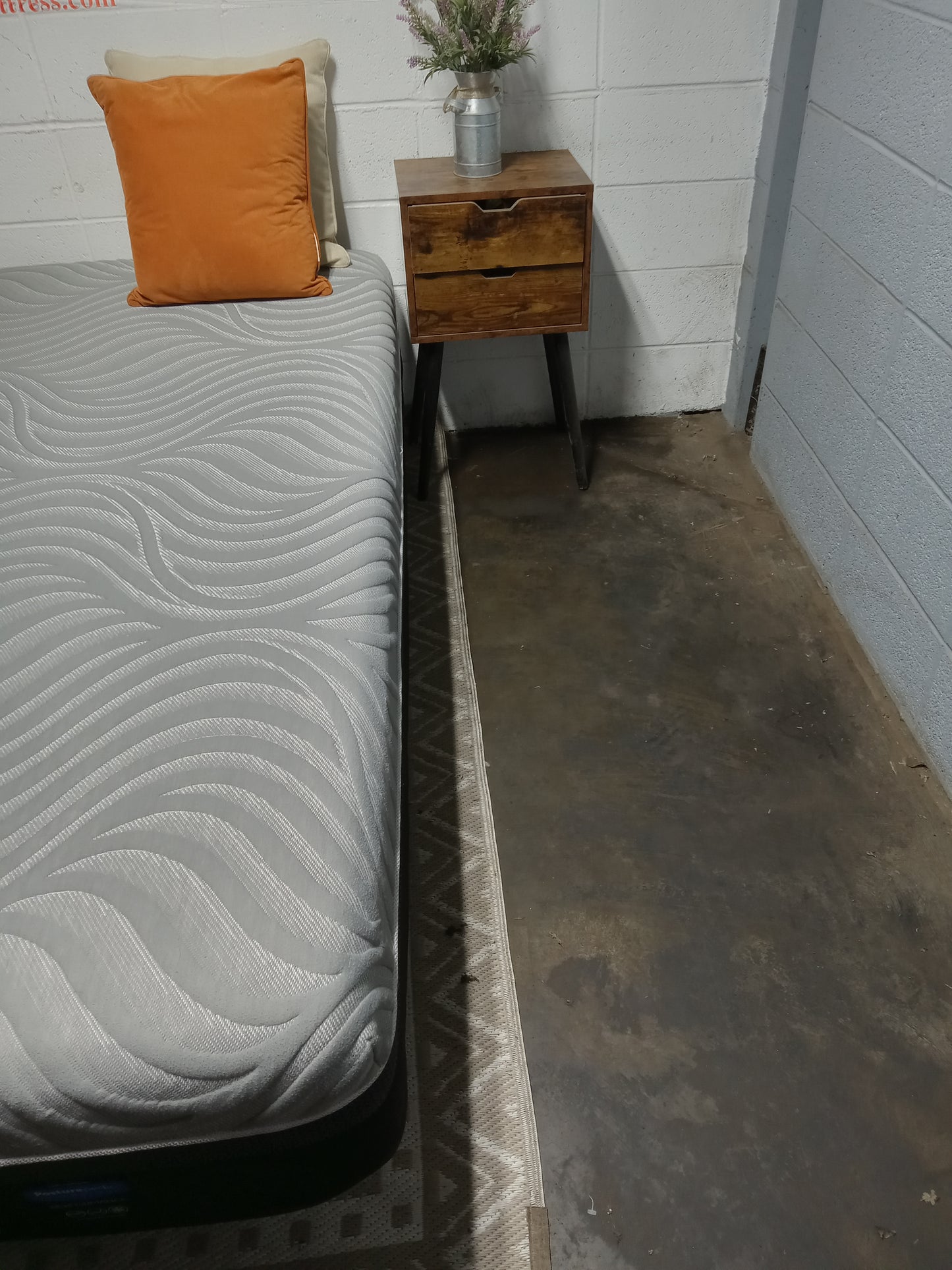Sealy | Performance Hybrid Kelburn II | 12" Queen  Mattress