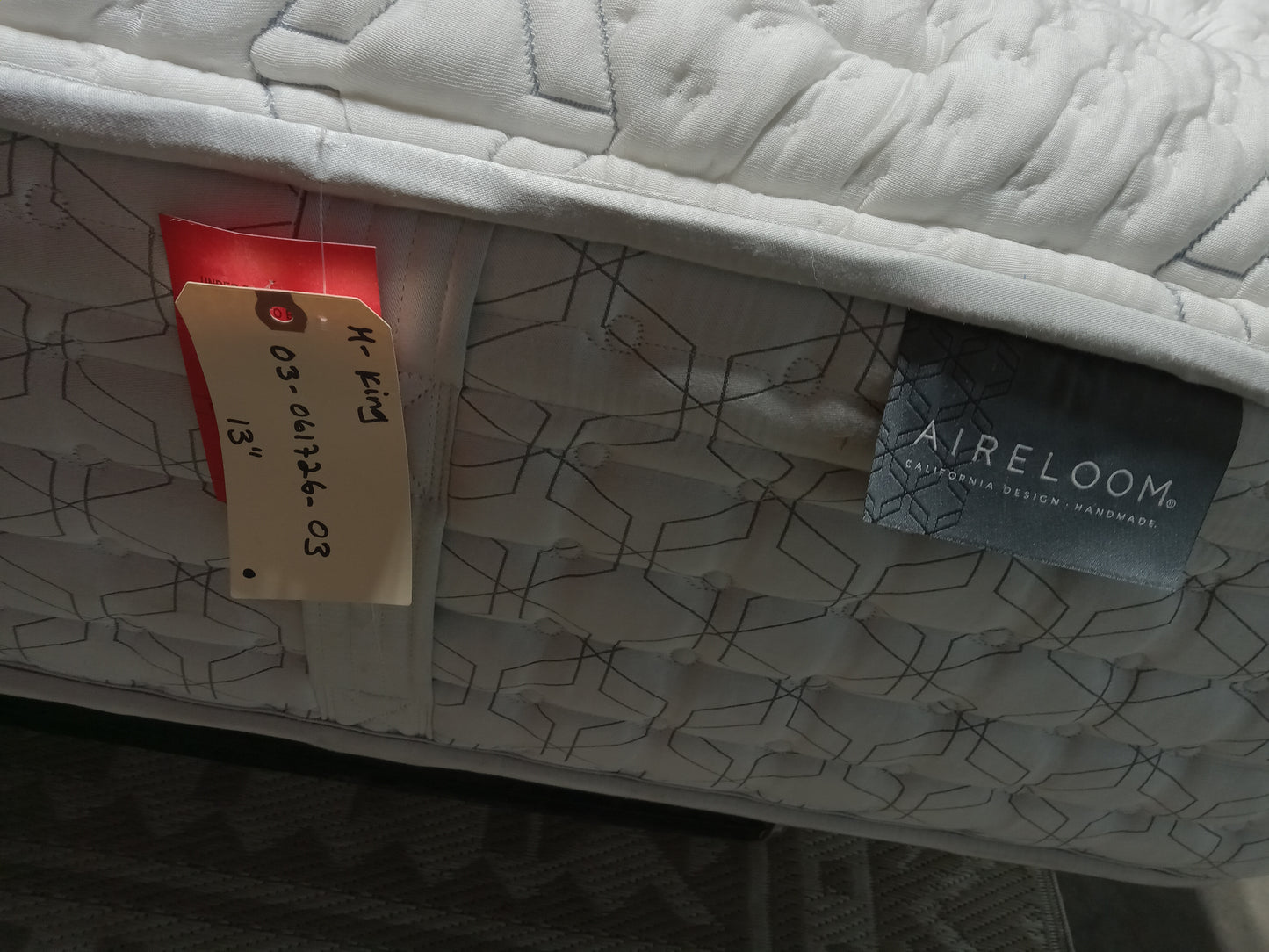 Aireloom | Madison Medium Plush | 13" King Mattress