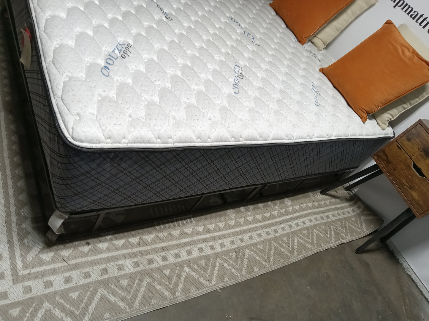 Sherwood | Resort II | 12" Full Mattress