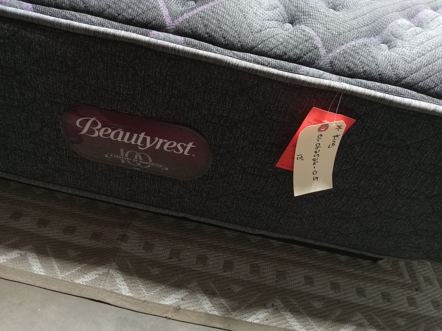 Beautyrest | BR1000 | 13" King Mattress