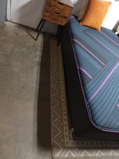Beautyrest | World Class Level 3 | 12" Queen Mattress
