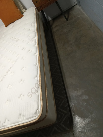 Saatva | Classic | Firm | 11.5" Queen Mattress