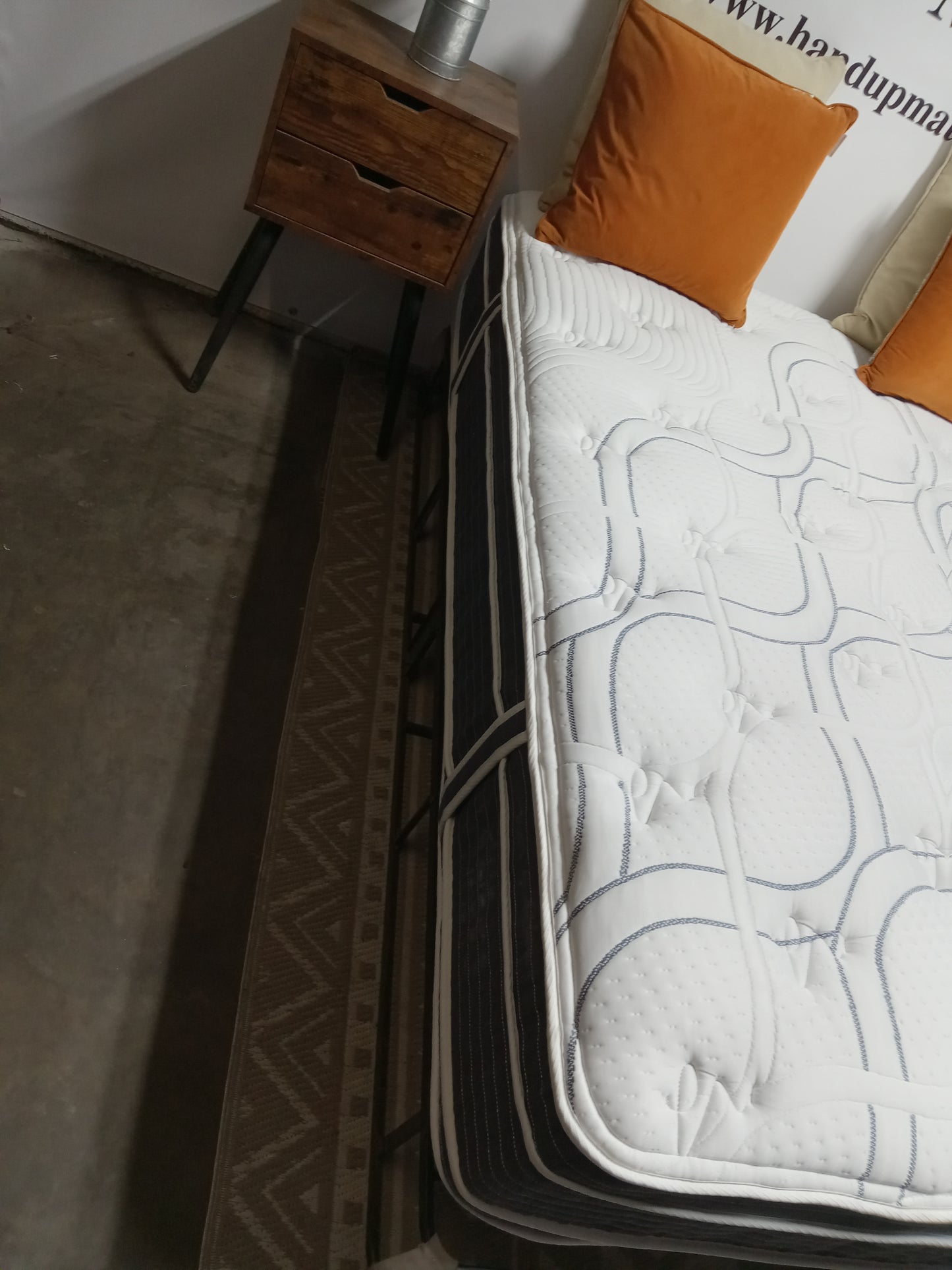 Jordan's Mattress Factory | Esperance Double Sided | 12" Full Mattress