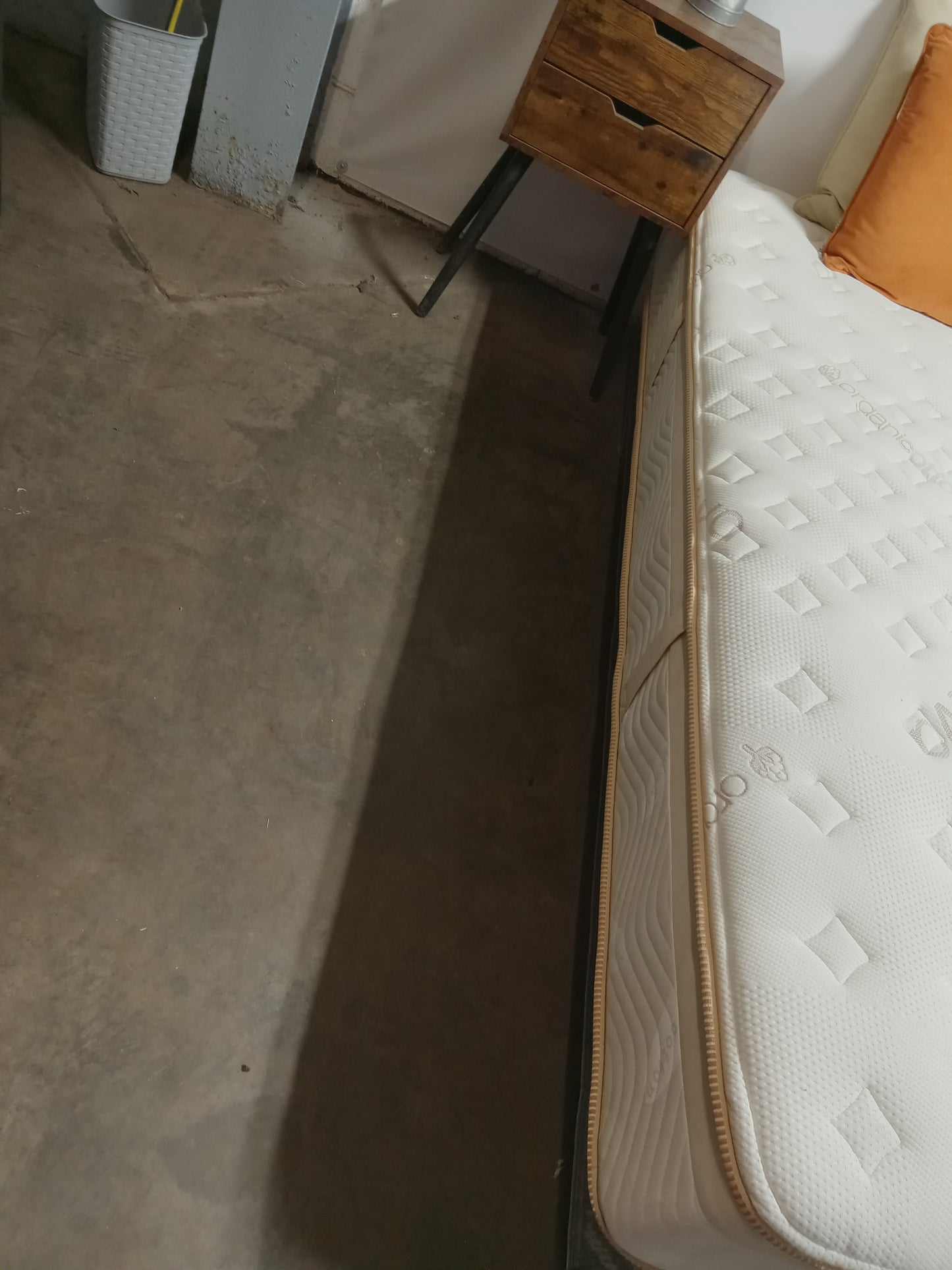 Saatva | Memory Foam Hybrid | 10" Queen Mattress