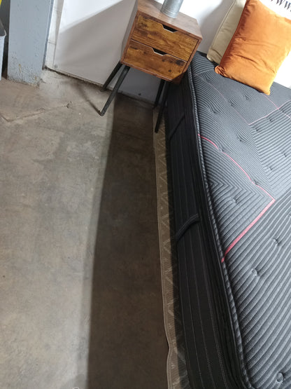 Beautyrest | Black C Class Firm | 14" King Mattress