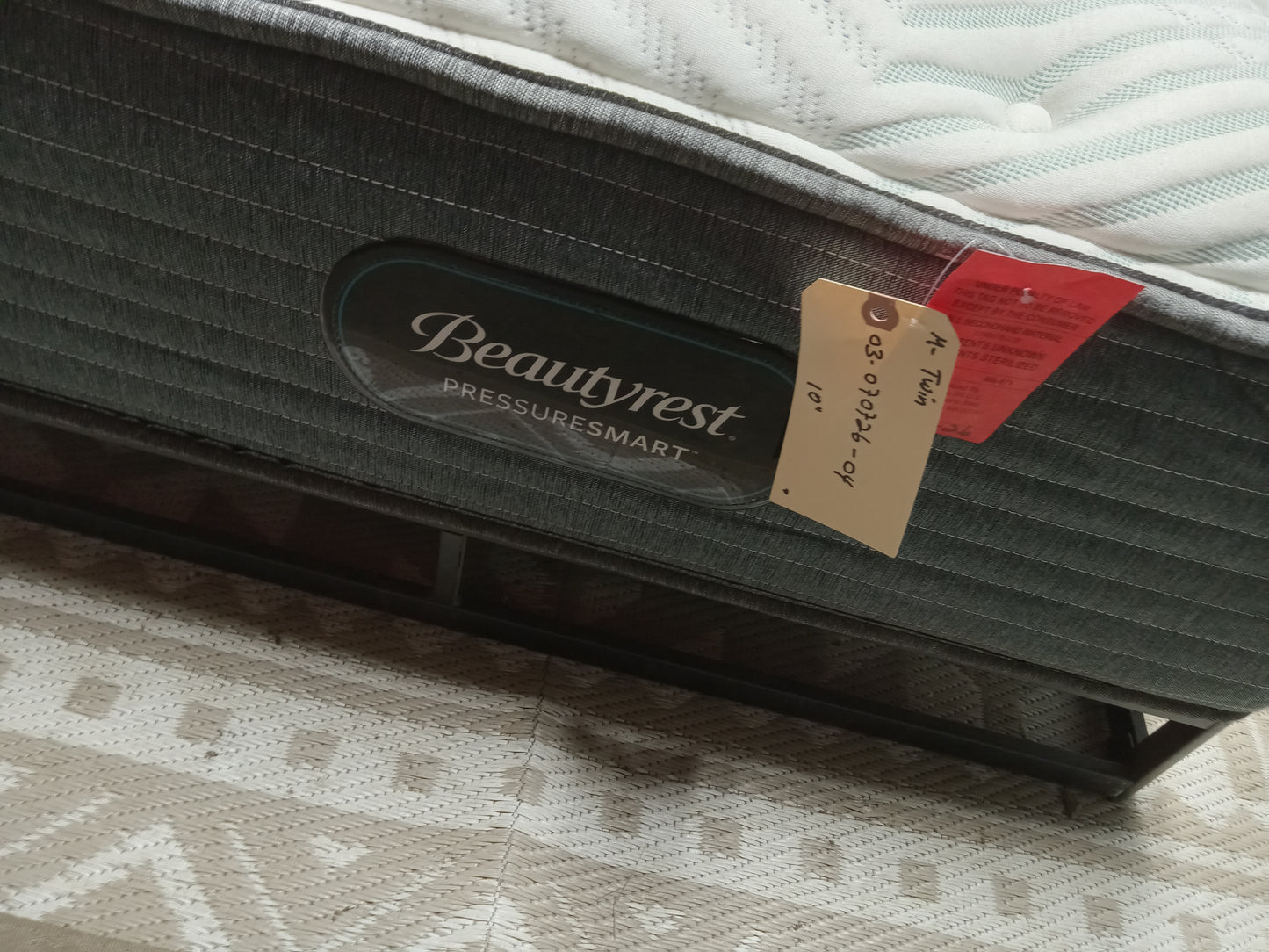Beautyrest | PressureSmart | 10'' Twin Mattress