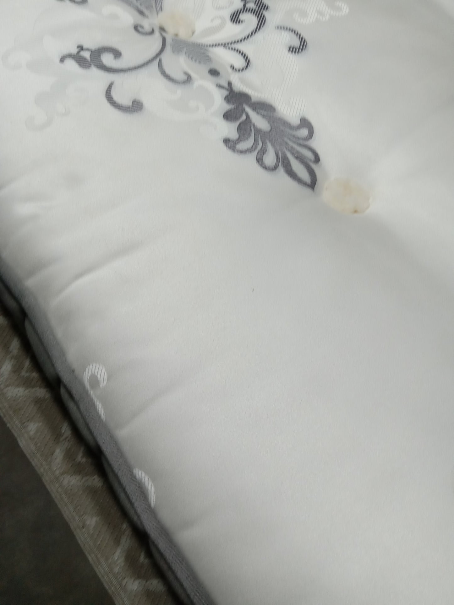 Sprink Edgar | Yorshire Wool 5000 | 10" Queen Mattress