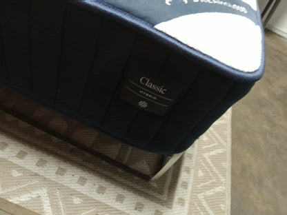 Dreamcloud | Classic Hybrid | 12" Full Mattress