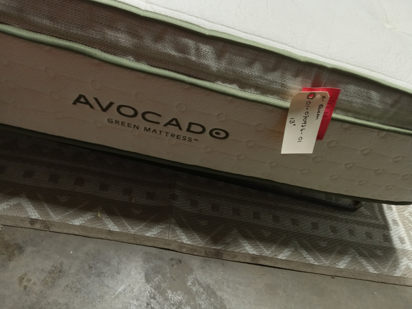 Avocado | Green Plush | 13" Queen Mattress