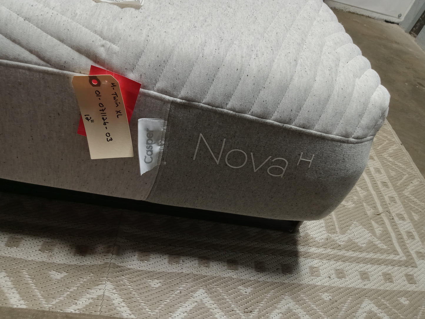 Casper | Nova Hybrid | 12" Twin XL Mattress