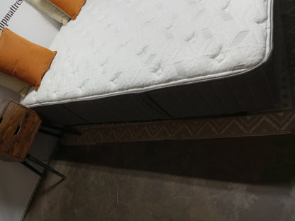 Restonic | Scott Living Harbor | 14"  Queen Mattress