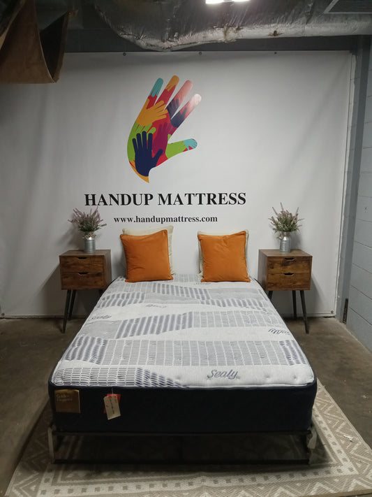 Golden Elegance | By Sealy | 10" Full Mattress