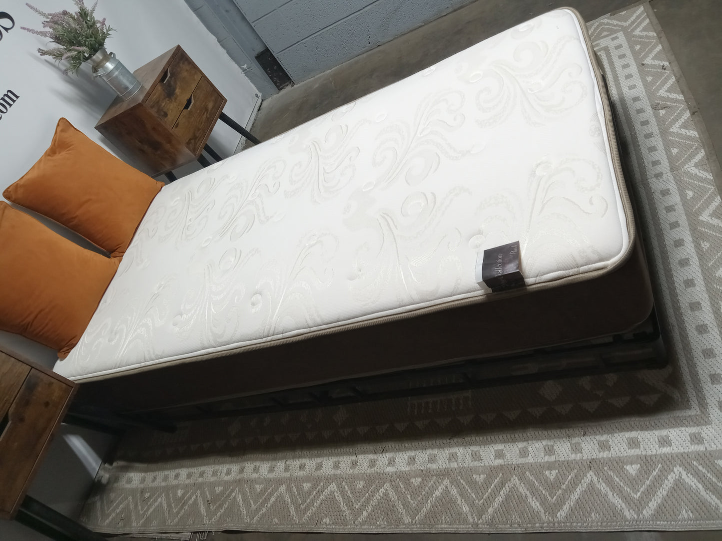 Elegance | Plush | 10" Twin Mattress