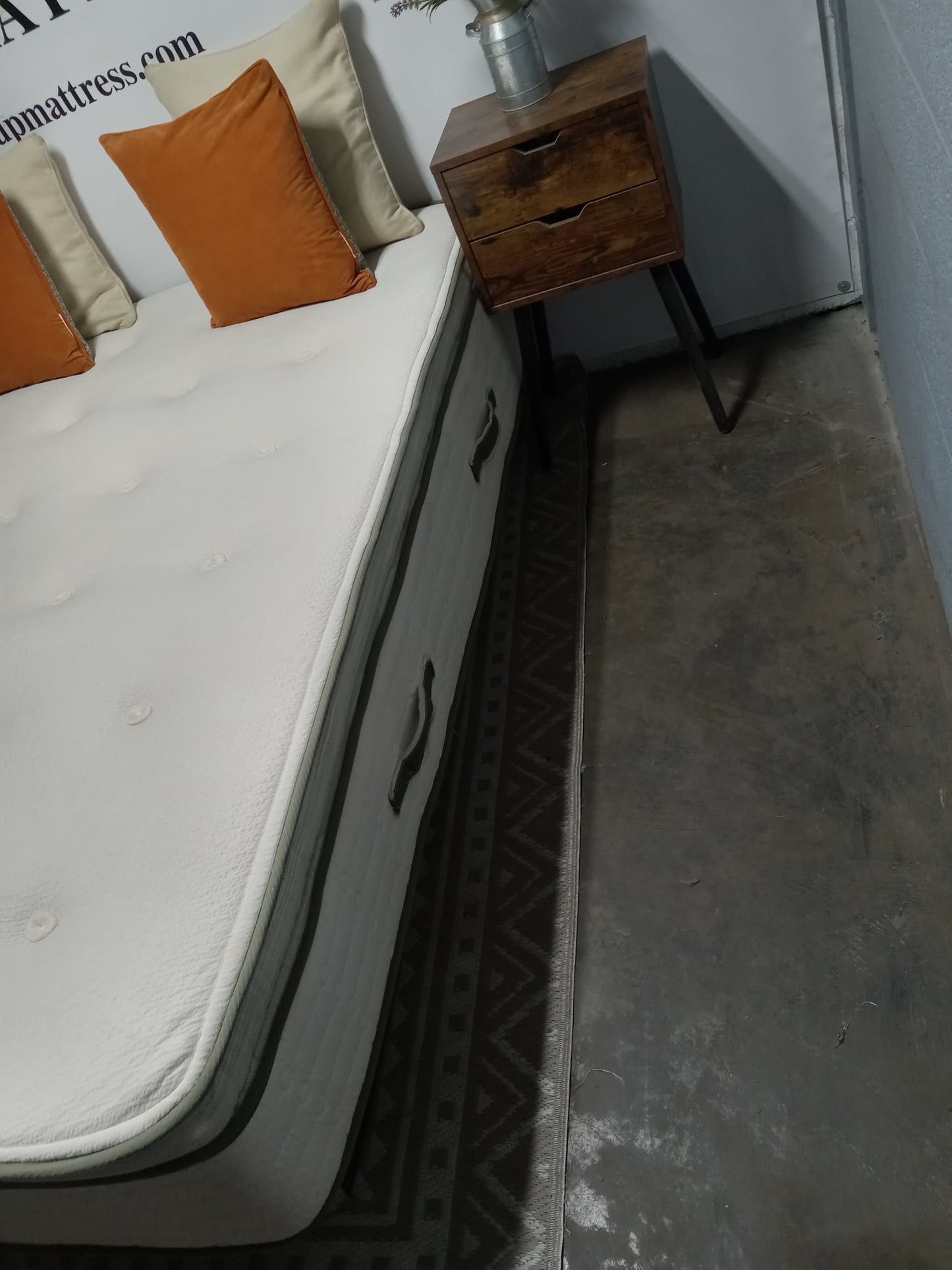 Avocado | Green Plush | 13"  Mattress