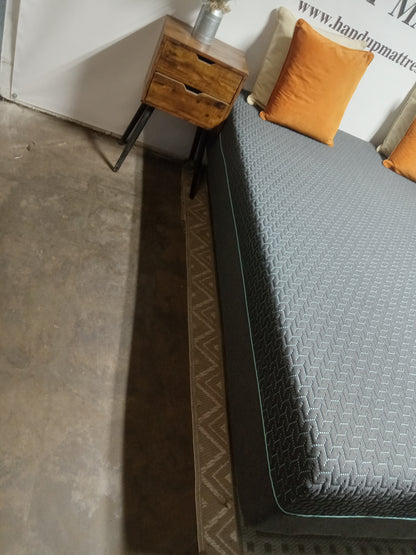Tuft &  Needle | Mint Hybrid | 14" queen Mattress