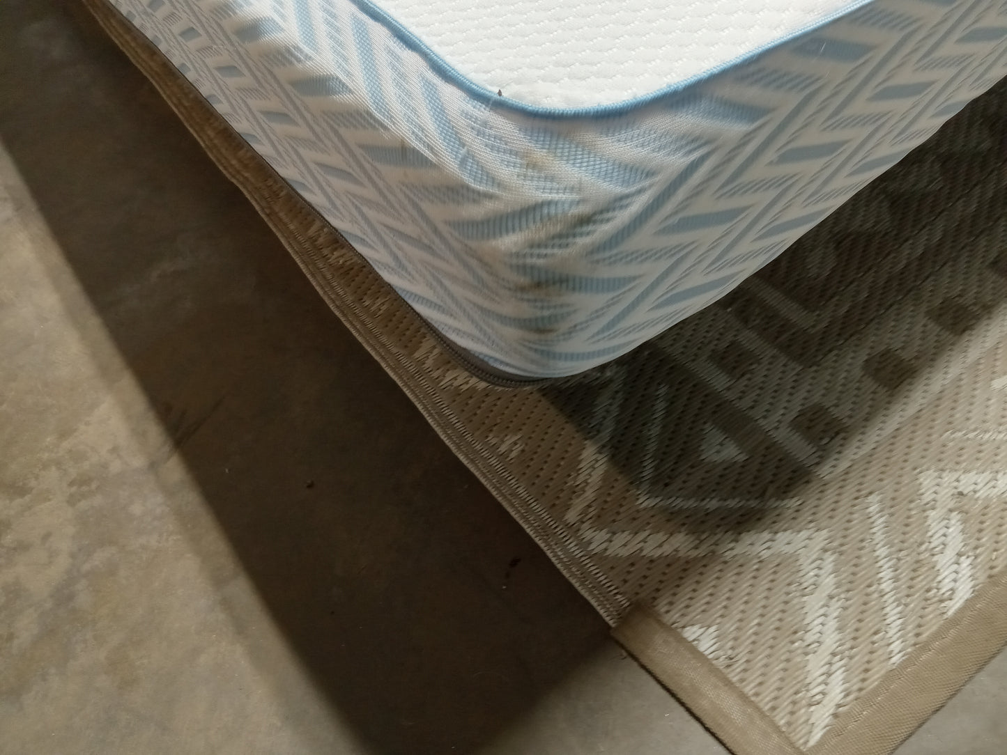 Unbranded | Memory Foam | 4" King Topper