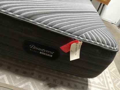 Beautyrest | Black Hybrid | 12" Twin XL Mattress