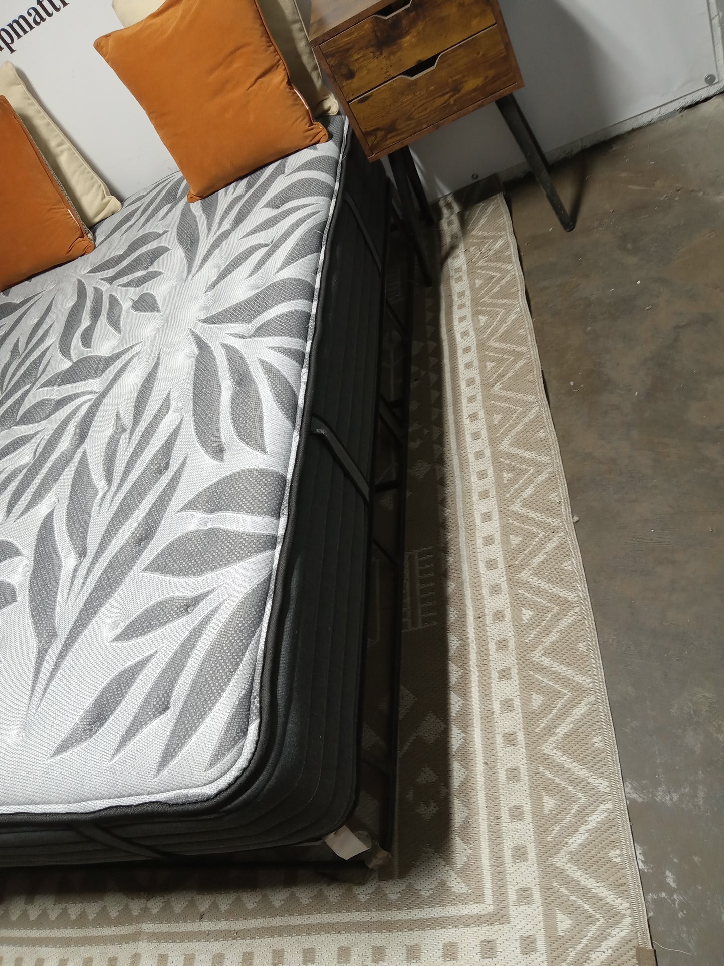 Sealy | Posturepedic Plus Narragansett | 11" Full Mattress