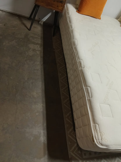 Naturepedic | EOS | Classic Organic Vegan | 12'' Queen Mattress