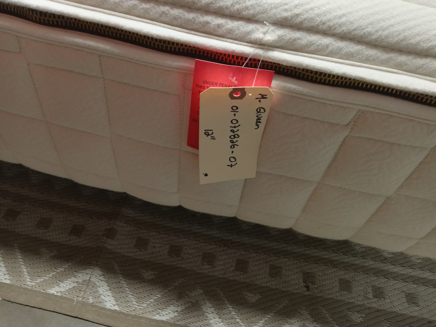 Naturepedic | EOS | Classic Organic Vegan | 12'' Queen Mattress