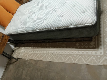 Beautyrest | PressureSmart | 13'' Twin XL Mattress